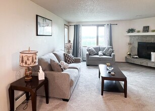 201 Barrow St in Anchorage, AK - Building Photo - Building Photo