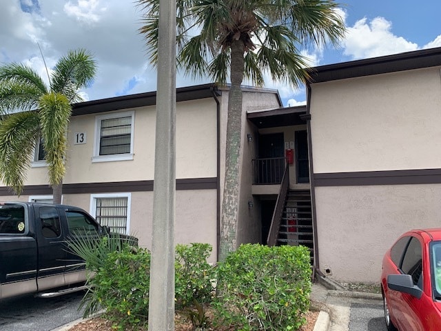 property at 2805 Rhonda Ln