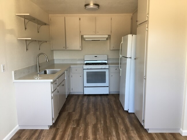 26465 Via California, Unit A Unfurnished in Dana Point, CA - Building Photo - Building Photo