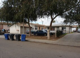 328 Montgomery St in Chula Vista, CA - Building Photo