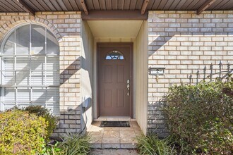 2 Schill Ave in Kenner, LA - Building Photo - Building Photo