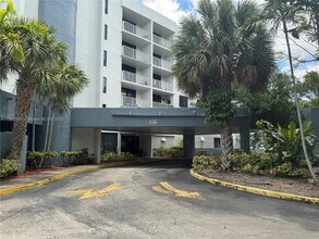 901 Hillcrest Dr in Hollywood, FL - Building Photo - Building Photo