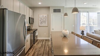 222 Mason Creek Dr, Unit 624 in Katy, TX - Building Photo