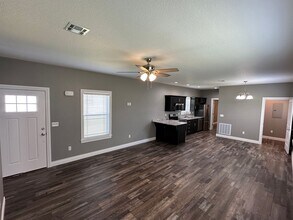 7318 Hercules Ln in Neosho, MO - Building Photo - Building Photo