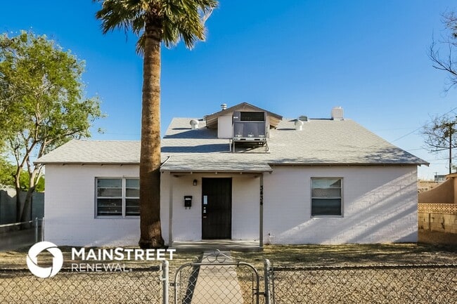 property at 3434 E Polk St