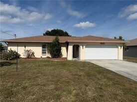 1423 SE 18th Terrace in Cape Coral, FL - Building Photo