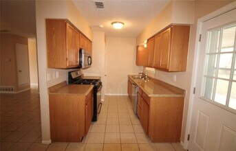1019 S Alexander Ave in Duncanville, TX - Building Photo - Building Photo