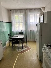 923 Beacon St, Unit u2 in Boston, MA - Building Photo - Building Photo
