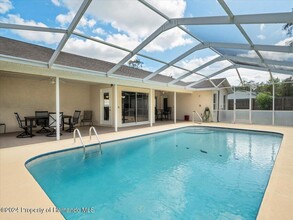 1335 Bentley Ave, Unit 505 in Spring Hill, FL - Building Photo - Building Photo