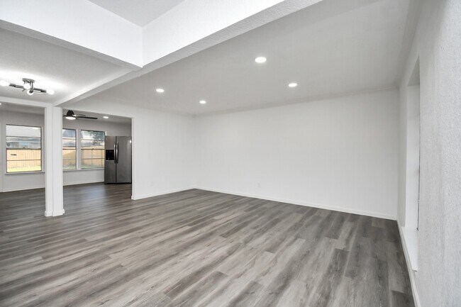 7022 Castleview Ln in Missouri City, TX - Building Photo - Building Photo