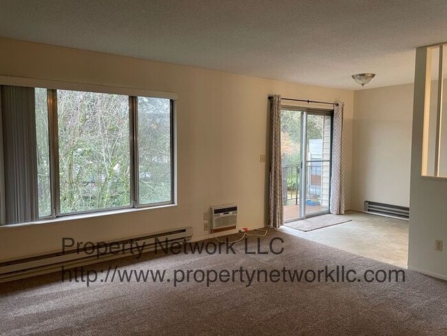 200 SW Florence Ave in Gresham, OR - Building Photo - Building Photo