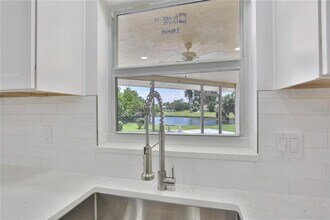 2834 Hardee Dr in Sarasota, FL - Building Photo - Building Photo