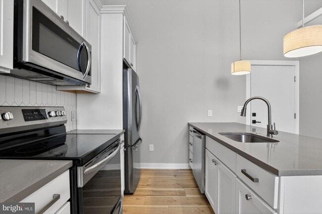 property at 1935 N 2nd St