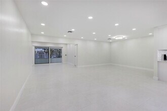 4820 Tyler St in Hollywood, FL - Building Photo - Building Photo