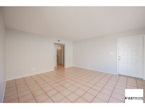 2135 S Dorsey Ln in Tempe, AZ - Building Photo - Building Photo