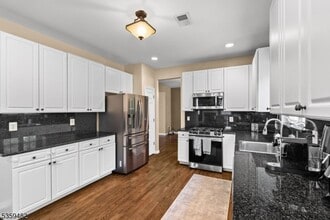 13 Goldstar Dr in Princeton, NJ - Building Photo - Building Photo