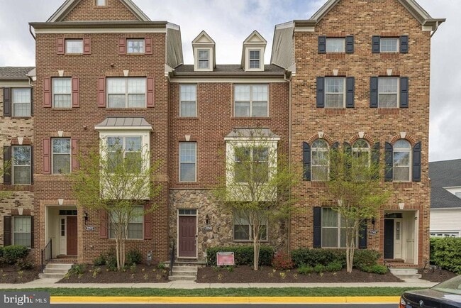 property at 22569 Norwalk Square