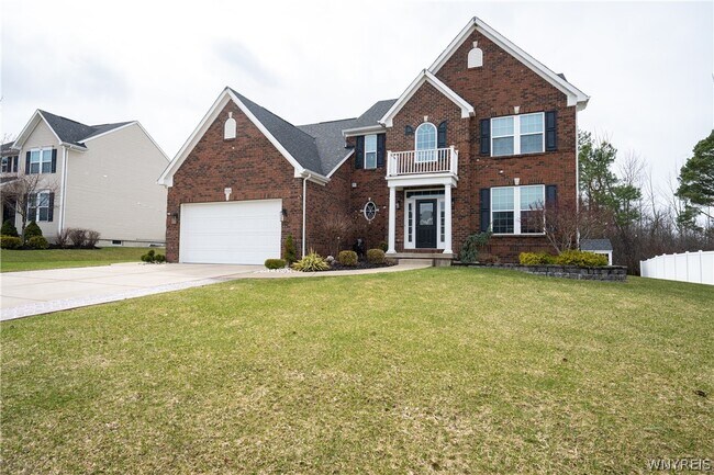 5024 Woodway Ct in Hamburg, NY - Building Photo - Building Photo