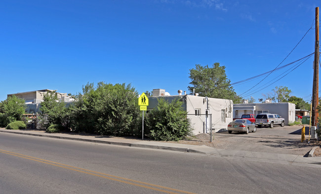 200-204 Jefferson St NE in Albuquerque, NM - Building Photo - Building Photo