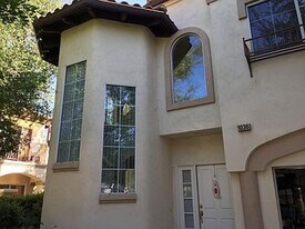 1036 Pan Ct in Thousand Oaks, CA - Building Photo