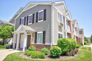 226 Bertram Dr in Yorkville, IL - Building Photo