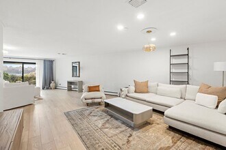 11A Riverview Cir in North Bergen, NJ - Building Photo - Building Photo