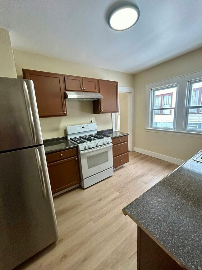 810 Seeley Rd in Syracuse, NY - Building Photo - Building Photo