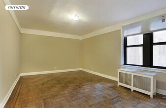 779 Riverside Dr in New York, NY - Building Photo - Building Photo