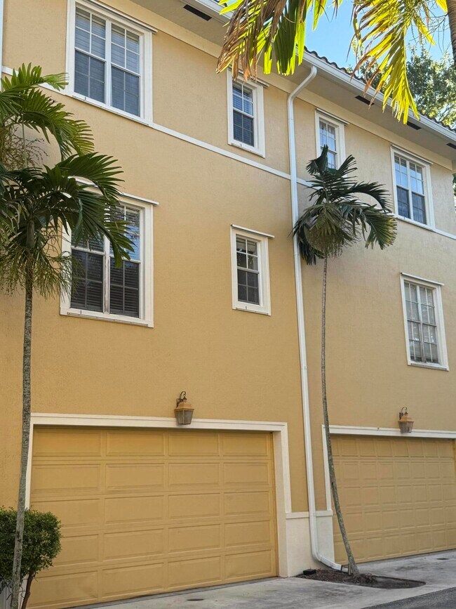 119 Osceola Ln in Jupiter, FL - Building Photo - Building Photo