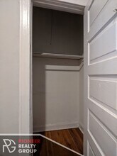 3542 N Halsted St, Unit 2 in Chicago, IL - Foto de edificio - Building Photo