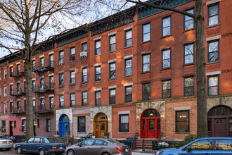 200 Saint Marks Ave in Brooklyn, NY - Building Photo - Primary Photo