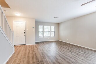 8138 Cherry Glade in Converse, TX - Building Photo - Building Photo