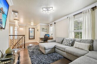 18205 Great Falls Dr in Manor, TX - Building Photo - Building Photo