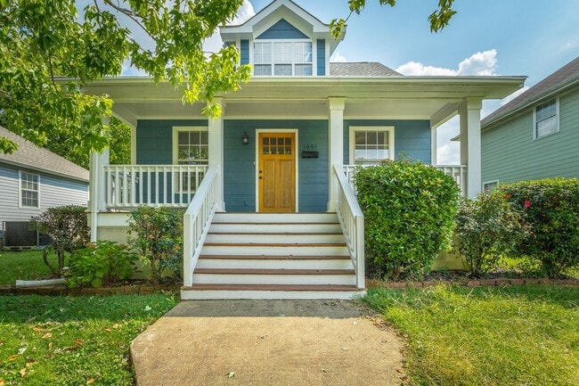 1604 Mitchell Ave in Chattanooga, TN - Building Photo - Building Photo