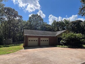 75 Williamson Dr in Williamson, GA - Building Photo - Building Photo