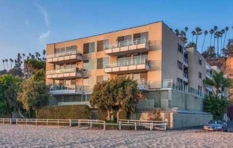 723 Palisades Beach Rd, Unit 211 in Santa Monica, CA - Foto de edificio