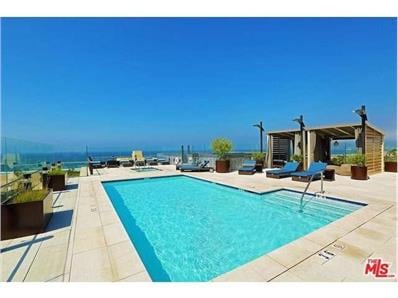 1755 Ocean, Unit #204 in Santa Monica, CA - Foto de edificio - Building Photo