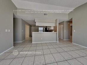 1057 Bridlewood Way in Brandon, FL - Building Photo - Building Photo