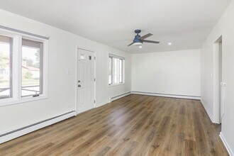5907 W 89th St in Oak Lawn, IL - Building Photo - Building Photo