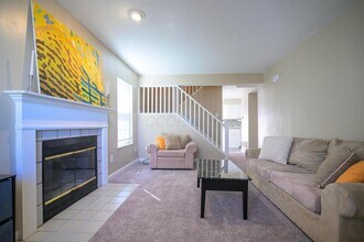 961 Philadelphia Dr in Westerville, OH - Building Photo - Building Photo