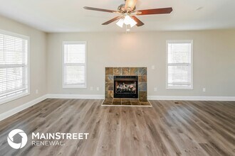 909 Houston Heights Rd in Charlotte, NC - Building Photo - Building Photo