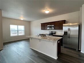 3231 Red Tail Wy in Farmington, AR - Foto de edificio - Building Photo