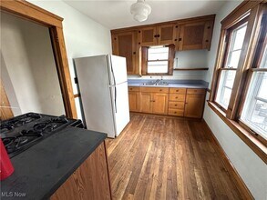 4270 Valley Rd in Cleveland, OH - Building Photo - Building Photo