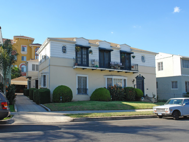 317 S Cochran Ave in Los Angeles, CA - Foto de edificio - Building Photo