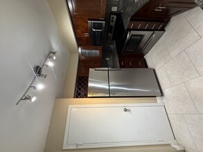 2400 NW 33rd St in Oakland Park, FL - Building Photo - Building Photo