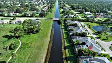 616 Mirror Lakes Falls Ln in Lehigh Acres, FL - Building Photo - Building Photo