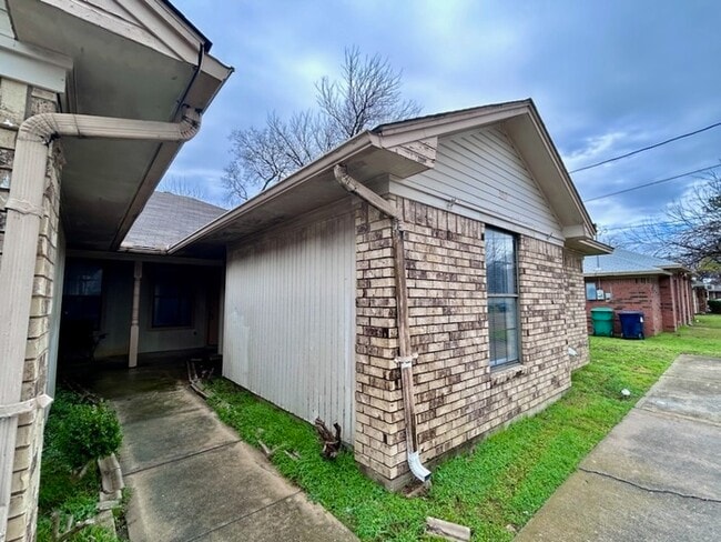 3317 Gardenview Cir in Denton, TX - Building Photo - Building Photo