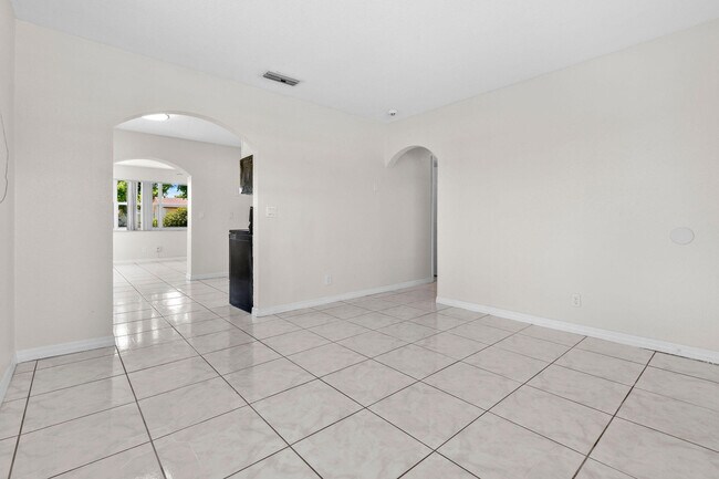 1462 7th St in West Palm Beach, FL - Foto de edificio - Building Photo