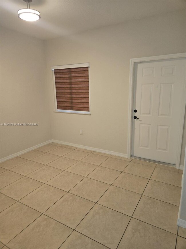 4475 SW 163rd Passage in Miami, FL - Building Photo - Building Photo