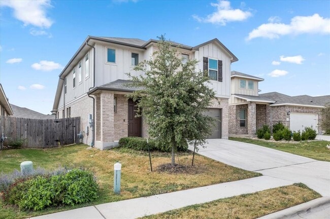 105 Otella St in Georgetown, TX - Building Photo - Building Photo